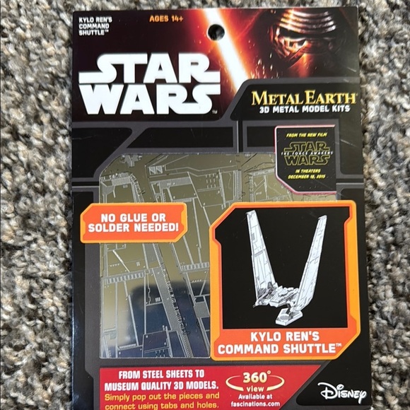 Star Wars Metal Earth Model Kits - Green, Silver, Black - Picture 3 of 5